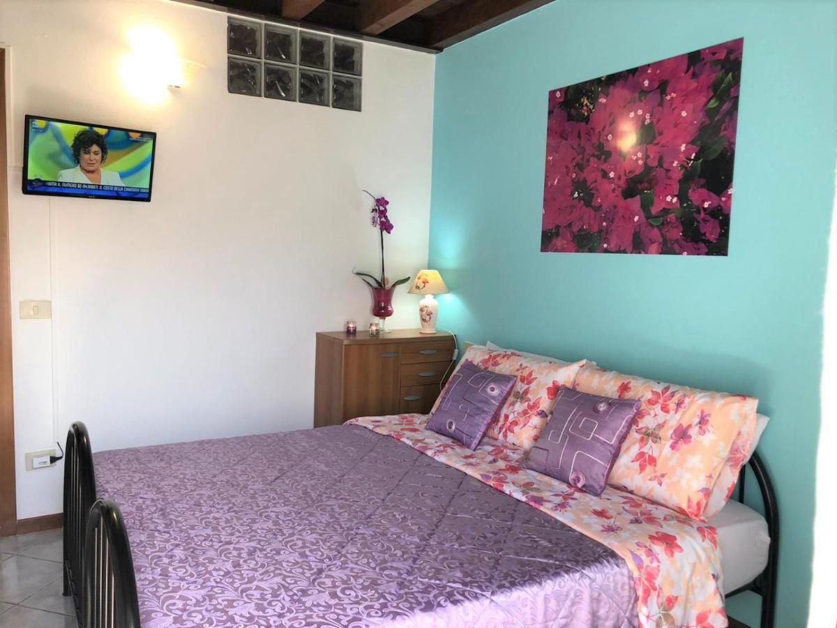 Oasi Di Paradiso - Comfy Private Apartment On Ground Floor With Terrace Desenzano del Garda Dış mekan fotoğraf